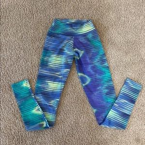 Liquido active leggings